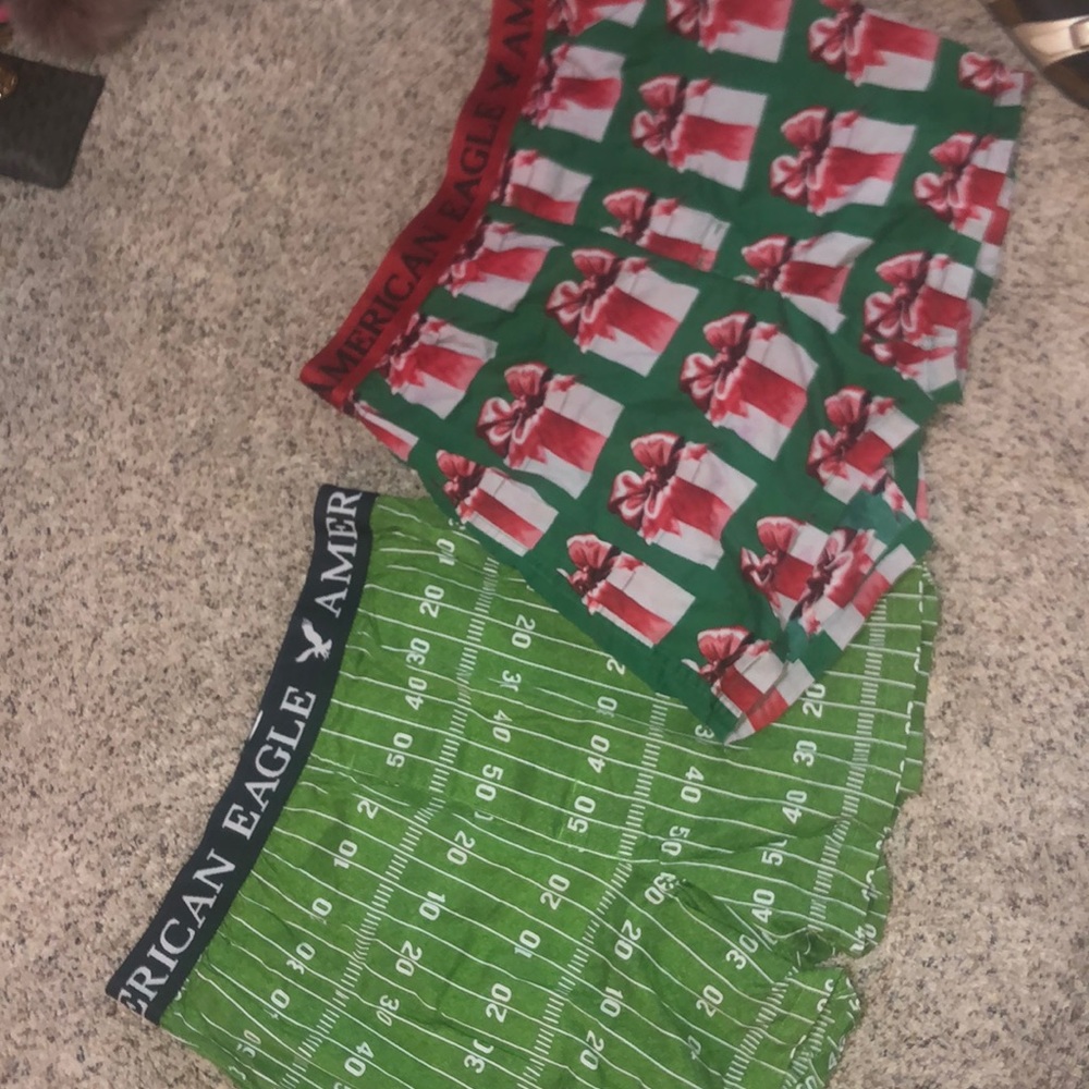 2 pack American eagle boxers...male or female